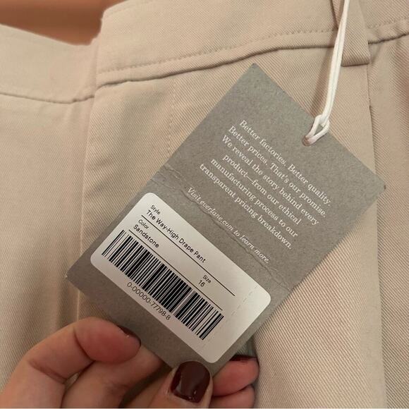 Everlane The Way-High Drape Pant Sandstone Cream Tan Trousers NWT Size 16S Short - Picture 4 of 9